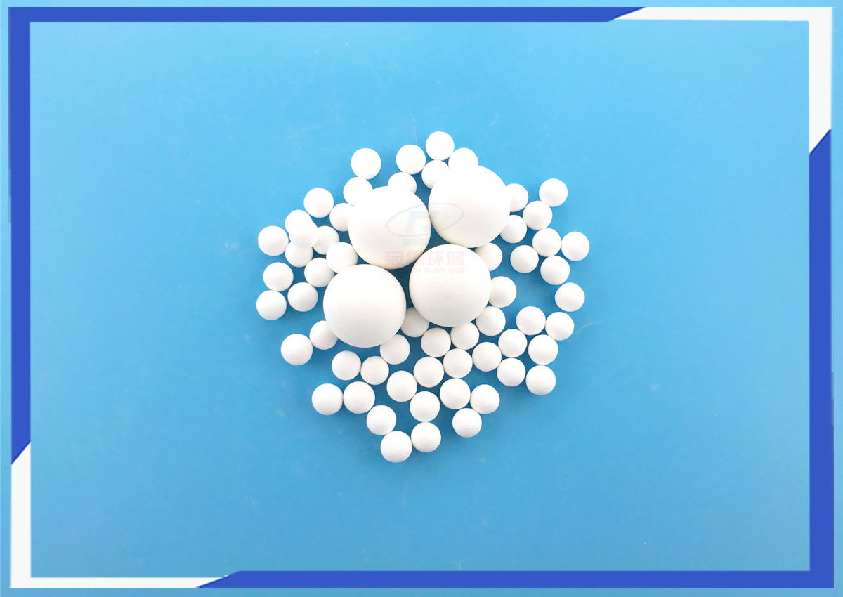 氧化鋁球，工業(yè)用高鋁瓷球